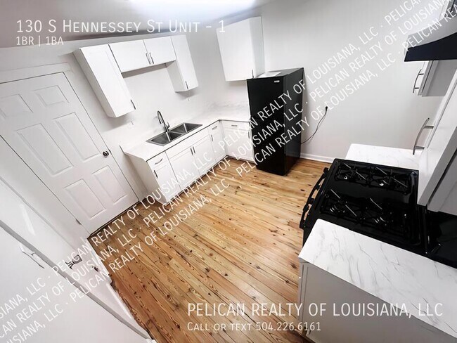 Building Photo - 130 S Hennessey St