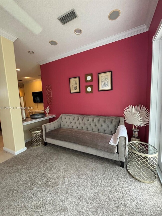 Building Photo - 2871 SW Brighton Way