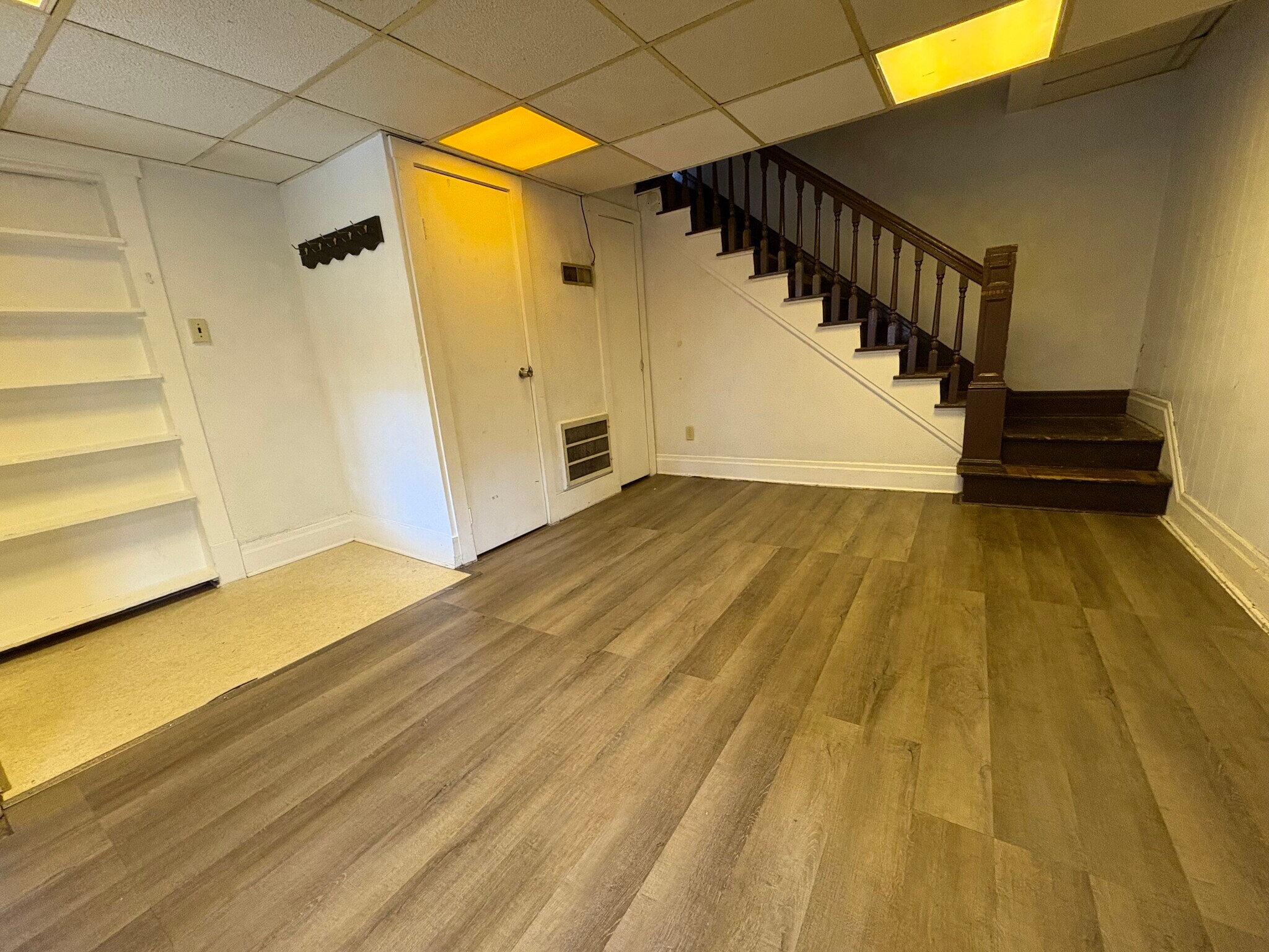 Building Photo - 370 Falling Run Rd