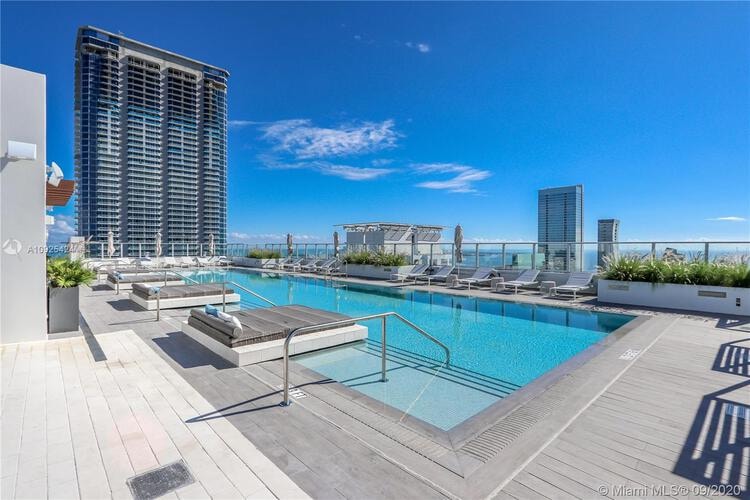 Building Photo - 1010 Brickell Ave