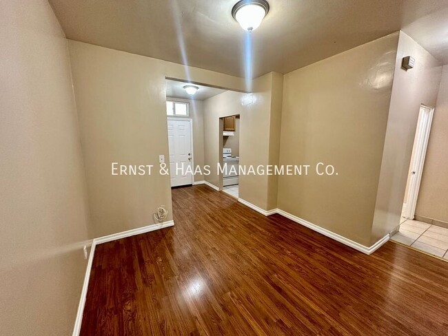 Building Photo - Amazing East Village Apartment Home in Pri...