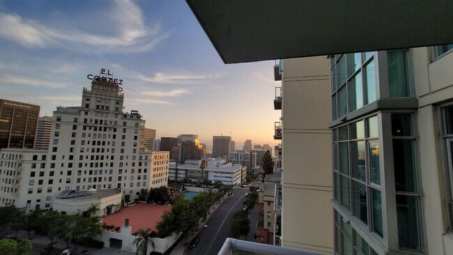 Building Photo - 850 Beech St