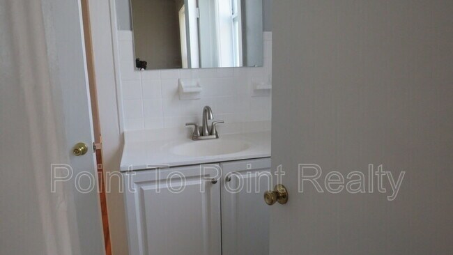 Building Photo - 1935 San Marco Blvd