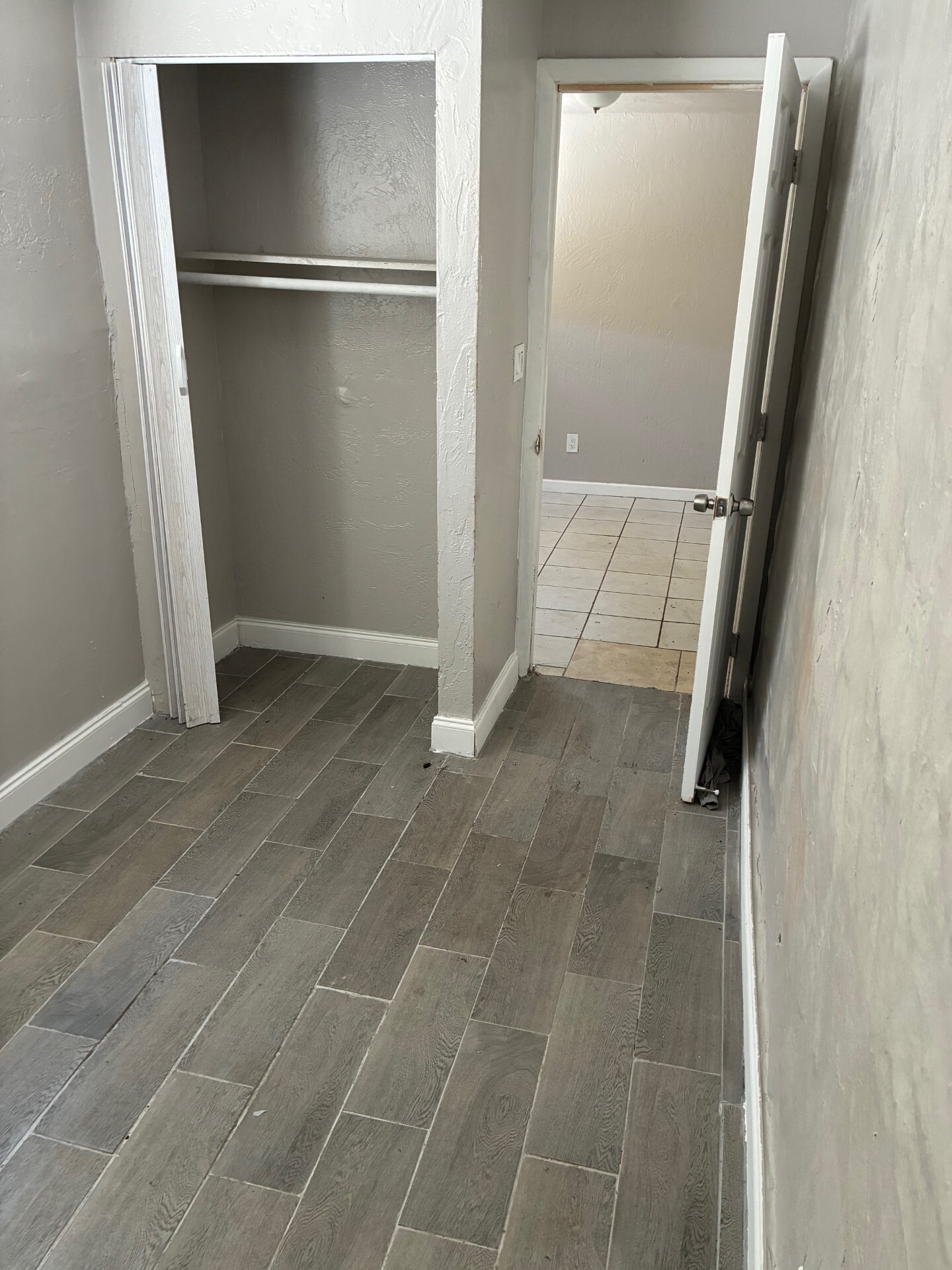 Building Photo - 4425 NW 23rd Ct