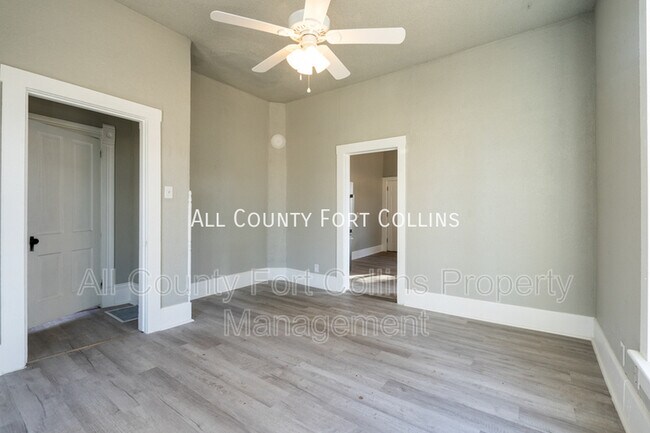 Building Photo - 417 E Mulberry St