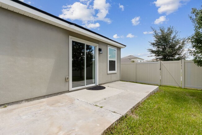Building Photo - Charming 3-Bedroom Home in Nassau Crossing...