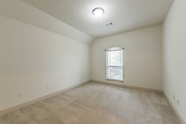 Building Photo - 9634 Lansing Meadows Dr