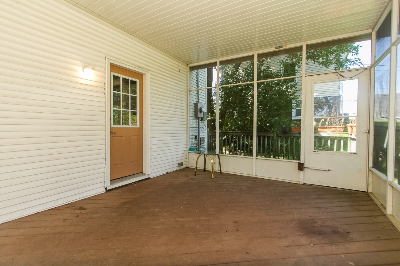 Building Photo - 571 Angella St