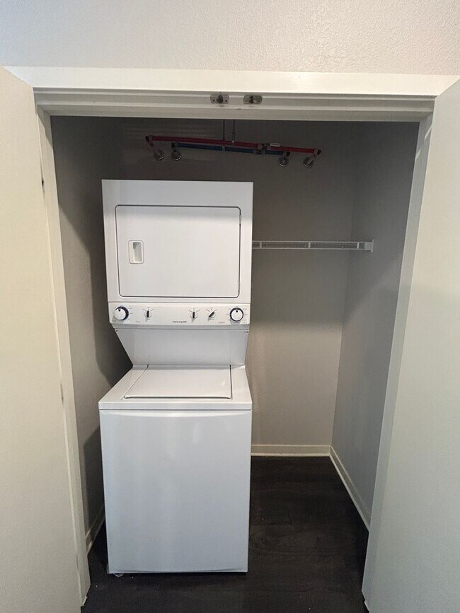 Interior Photo - The Curtis Apartments