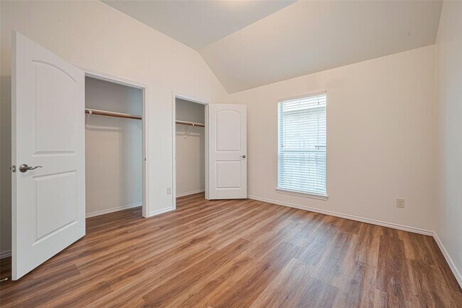 Building Photo - 13315 Peach Orchard Ln
