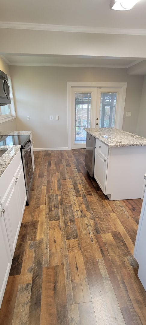 Building Photo - 2 BEDROOM 2 BATH HOME -ST. PETERSBURG