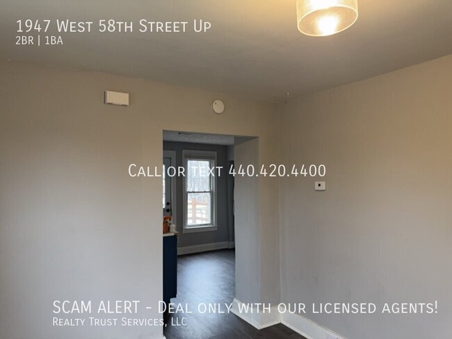 Building Photo - Charming 2-Bedroom Up Unit with Terrace in...