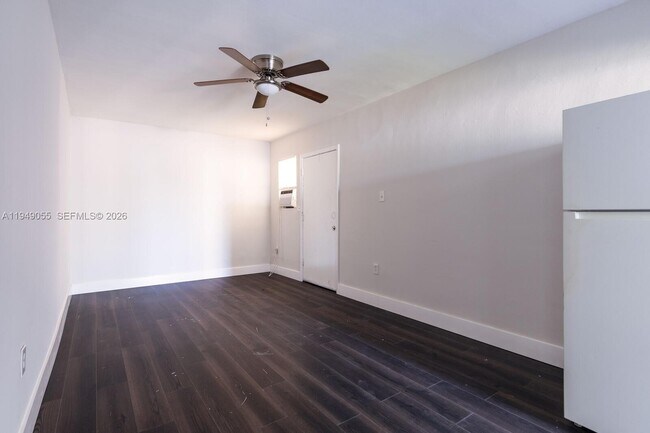 Building Photo - 26501 SW 137th Ave