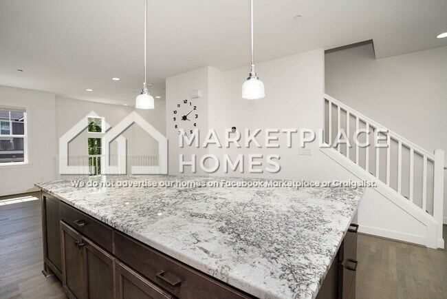 Building Photo - 23942 SE 45th Pl