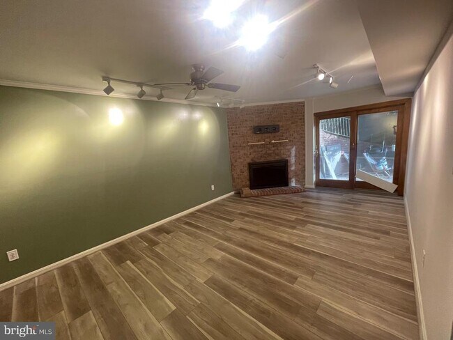 Building Photo - 9609 Barkston Ct