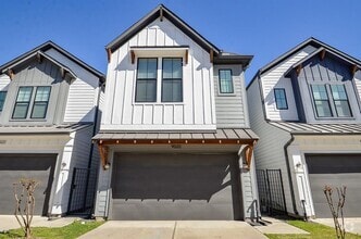 Building Photo - 9020 Wellspring Dr