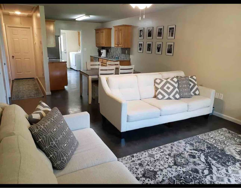 Building Photo - 317 Patterson St