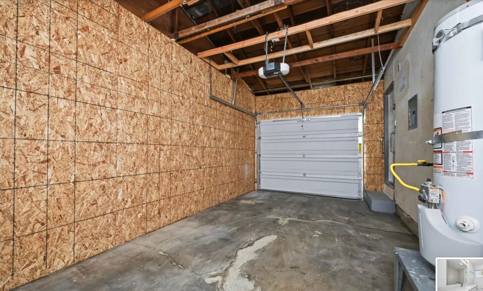 Garage Interior - 340 College Ave