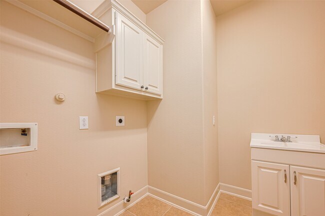 Building Photo - 4211 Turtle Trails Ln