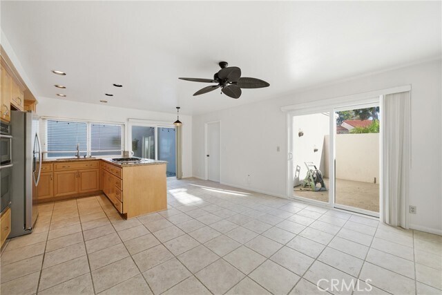 Building Photo - 312 Vista Trucha