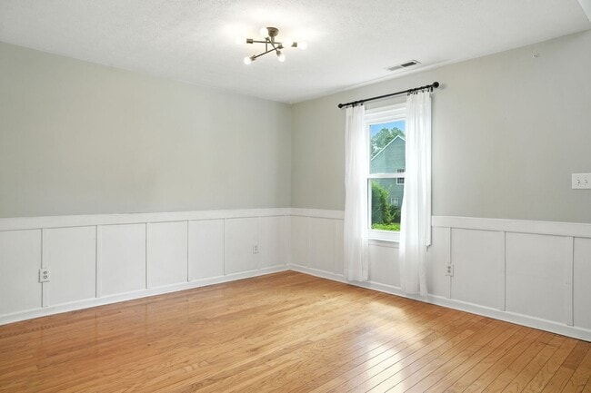 Building Photo - Welcome Home to the Springhill Community!