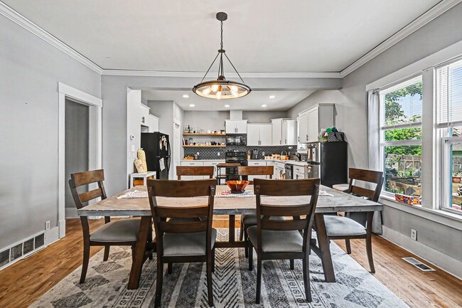 Building Photo - 2818 N 45th St