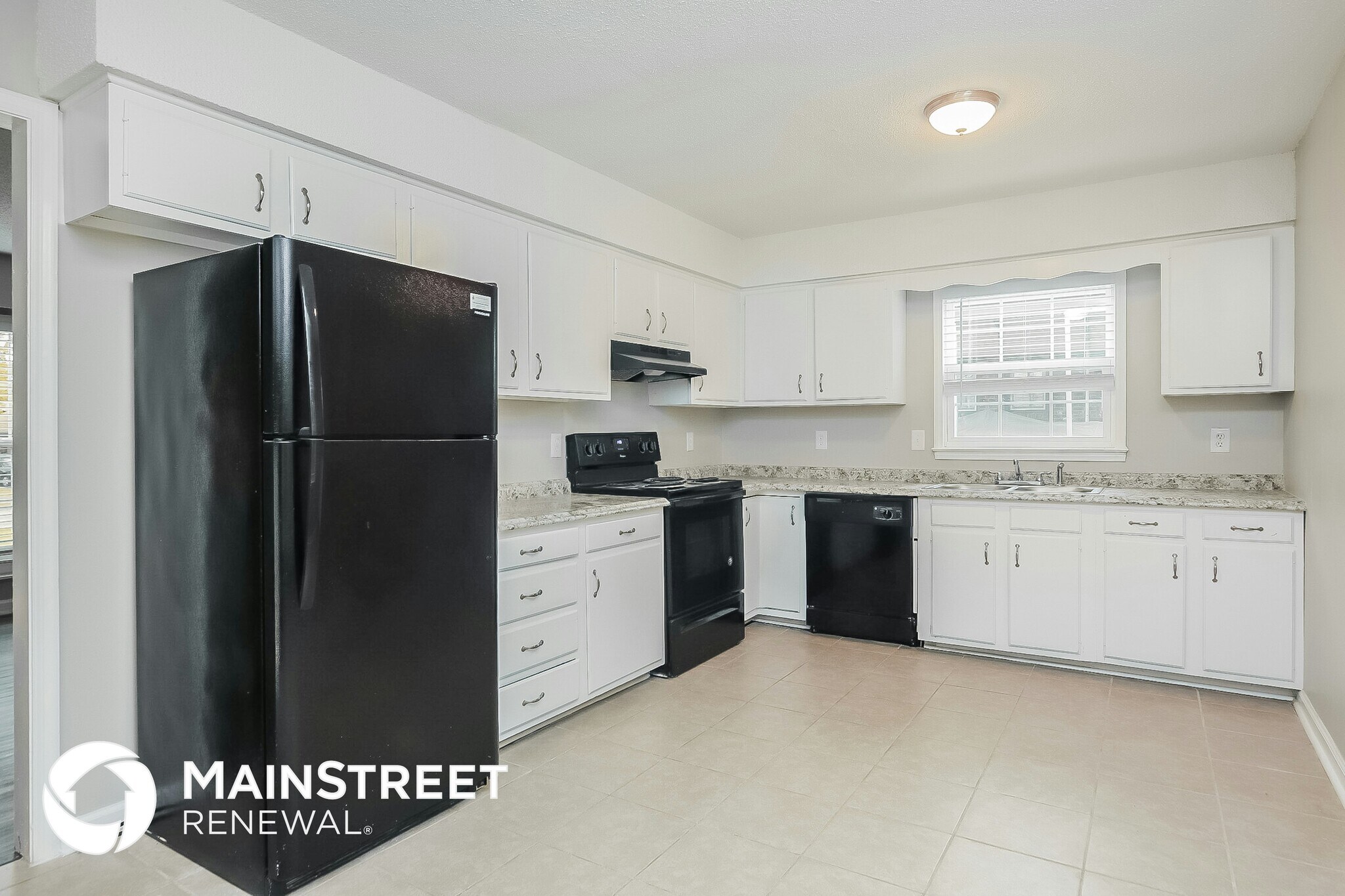 Building Photo - 4905 S Singing Woods Pl