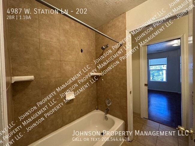 Building Photo - 4987 W Station Ln