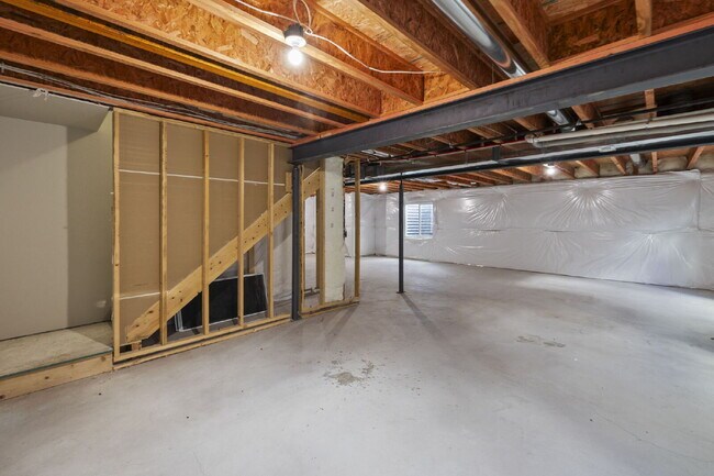 Building Photo - Newer home located in Larson Ranch Community, featuring main level owners suite.