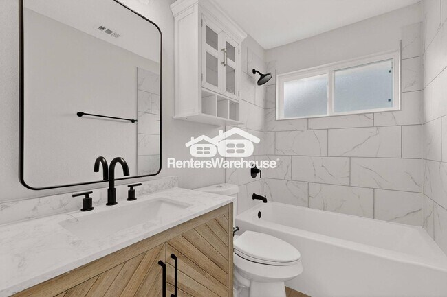 Building Photo - 4918 Silverweed Dr