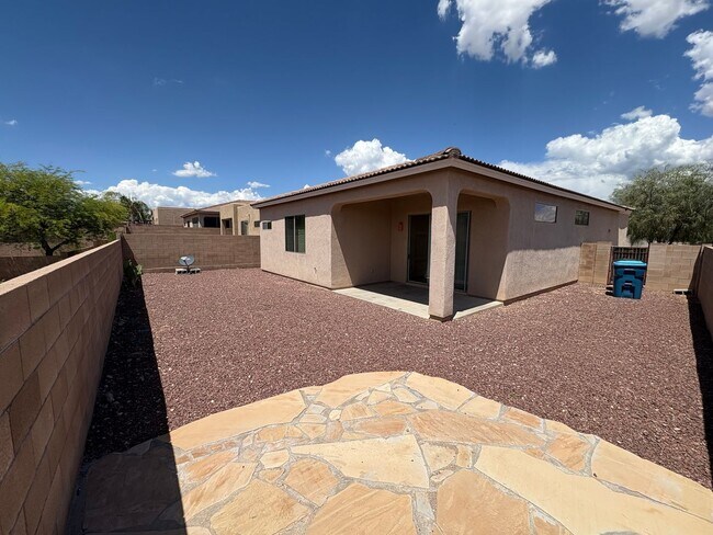 Building Photo - Vail School District