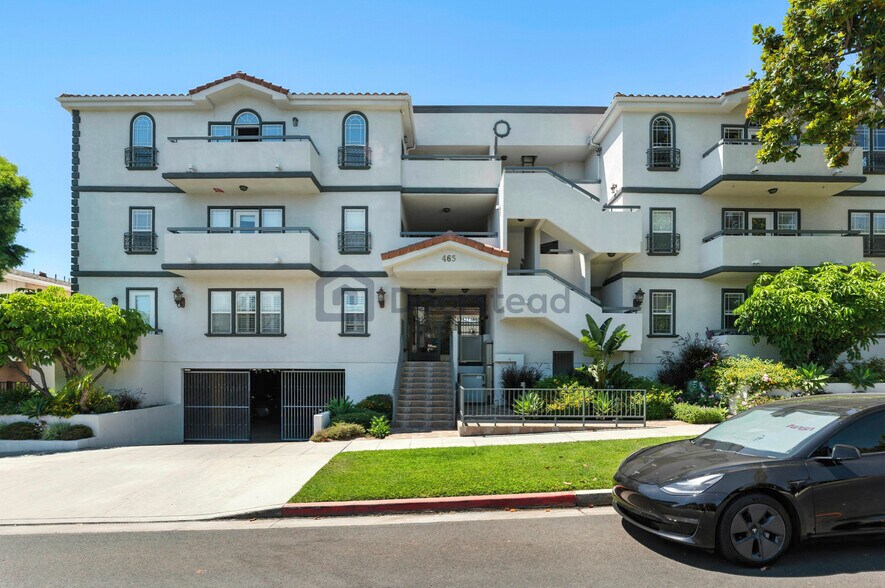 Primary Photo - 465 E Magnolia Blvd