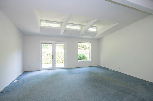 Building Photo - 3-Bedroom Gig Harbor Retreat with Private ...