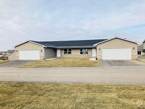 Building Photo - Modern Elegance Beckons at Summerland Park...