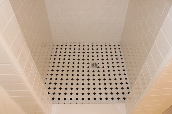 Building Photo - 638 S Cloverdale Ave