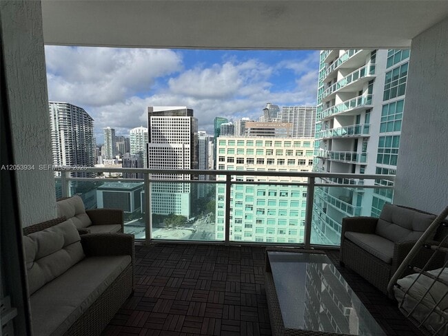 Building Photo - 951 Brickell Ave