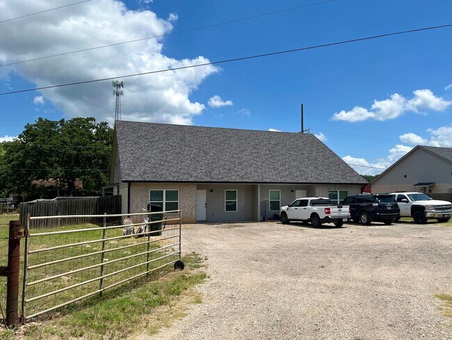 Building Photo - 15992 County Rd 431