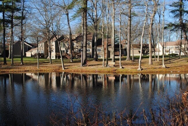 Building Photo - 240 Heritage Dr