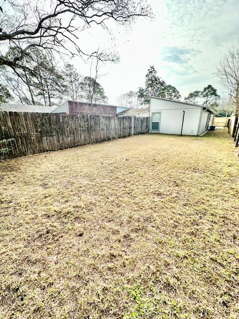 Building Photo - 611 Carnathan Ct