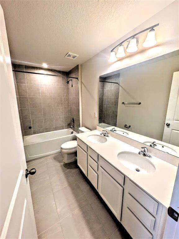 Building Photo - 5429 Spanish Moss Cv