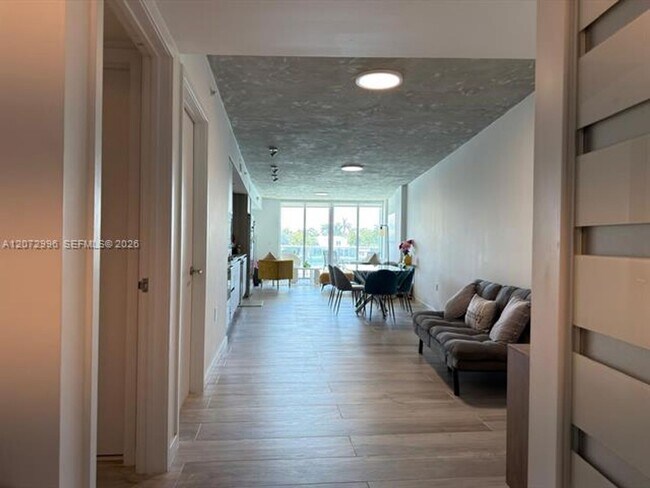 Building Photo - 6620 Indian Creek Dr