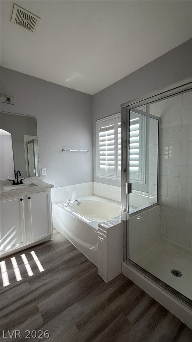 Building Photo - 2215 Heavenly Lights Ave