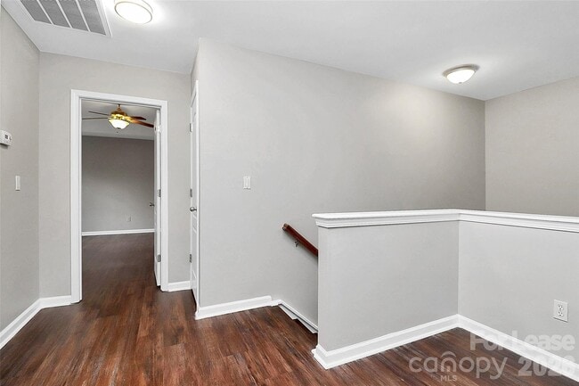 Building Photo - 6939 Brachnell View Dr