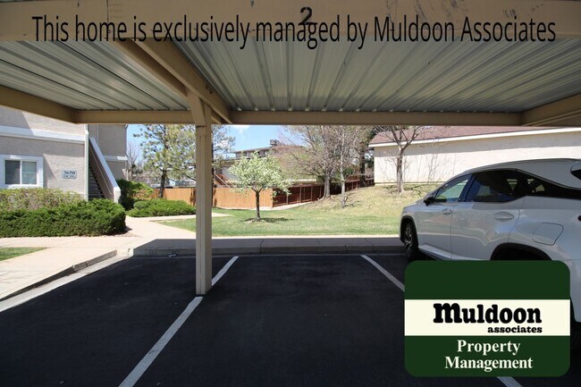 Building Photo - Strawberry Field gated community condo