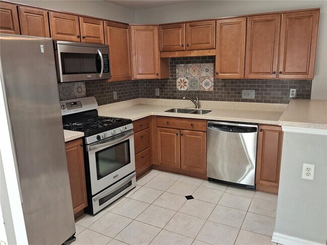 Building Photo - 15003 Deer Meadow Dr