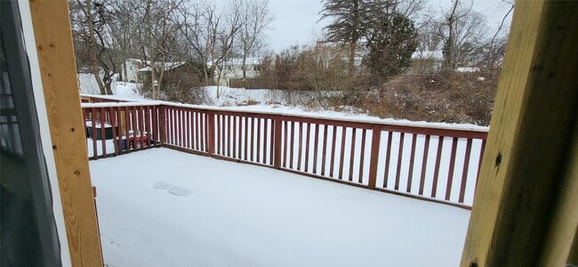 Building Photo - 308 Rano Blvd