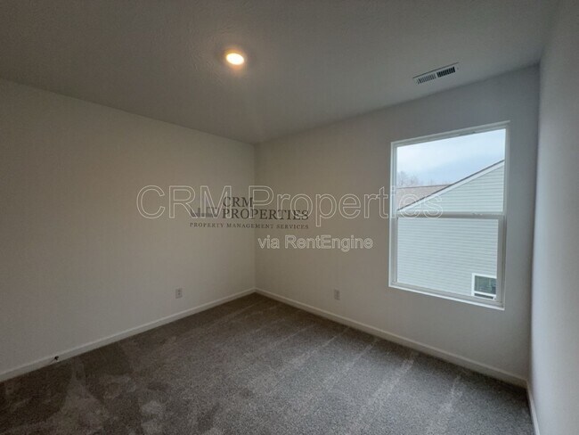 Building Photo - 809 Oyster Bay Dr