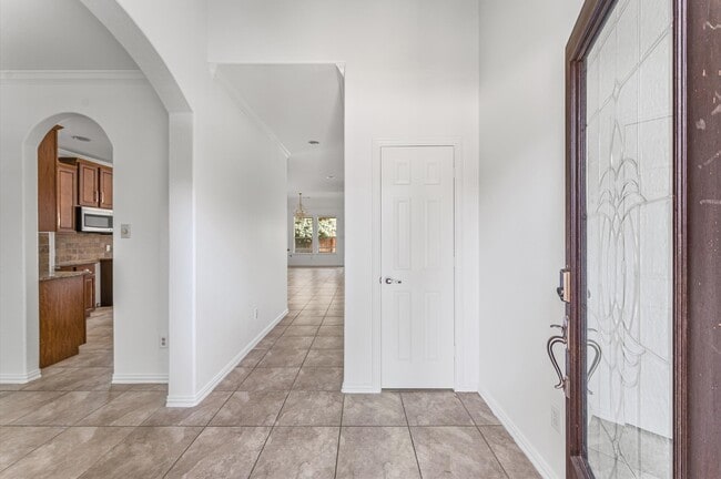 Building Photo - 1922 Boren Dr