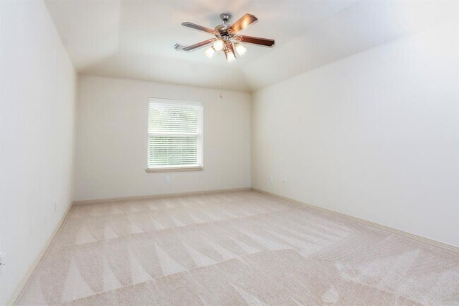 Building Photo - 62 S Longsford Cir