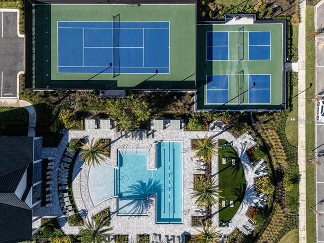 Building Photo - 1895 Pinecliff Dr